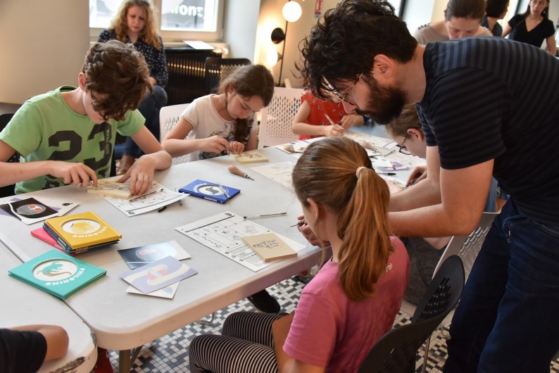 Atelier avec Olivier Philipponneau © Richard Pelletier, Ville de Chaumont